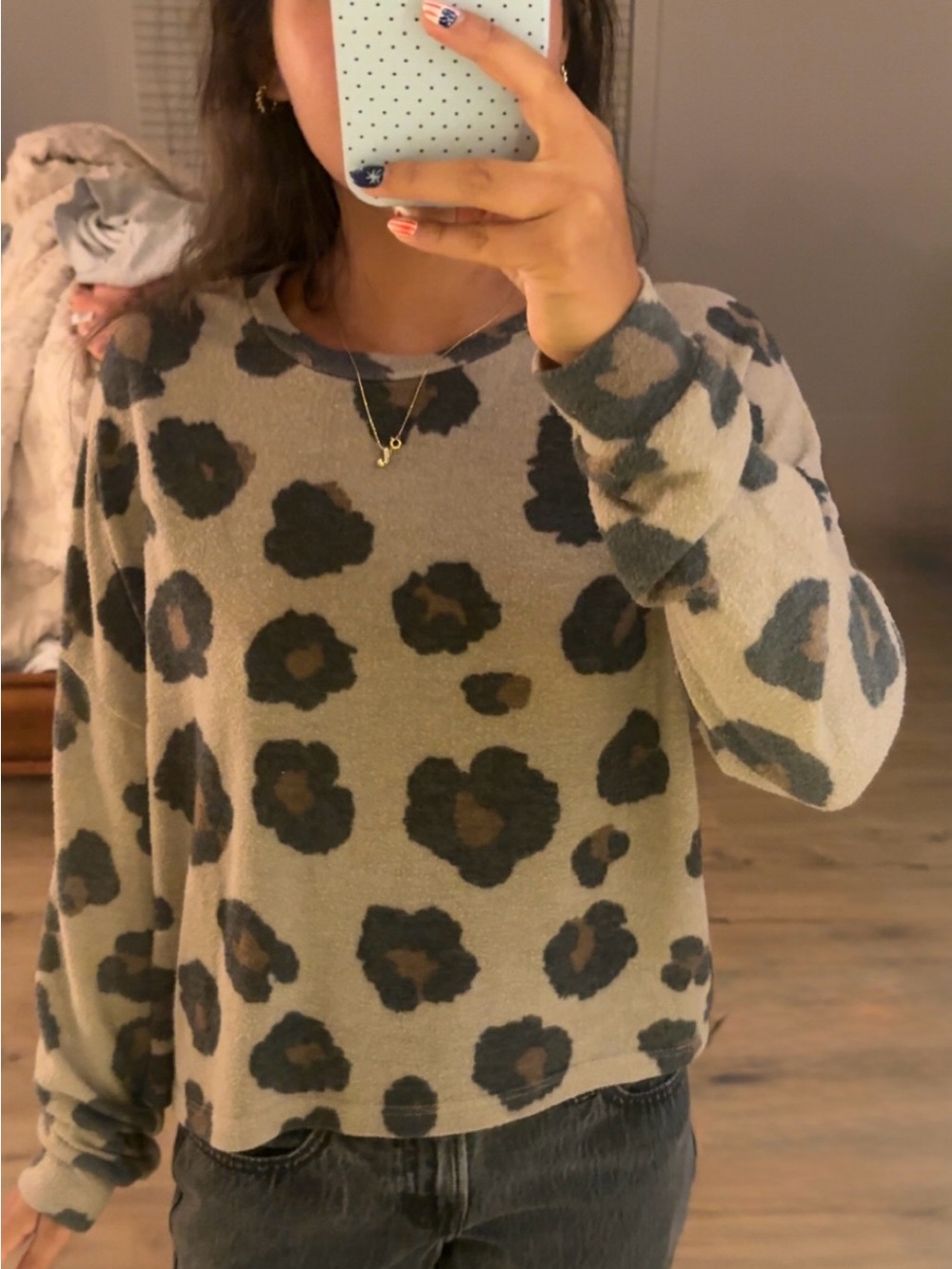 gaze Beige Leopard Crewneck Sweater
